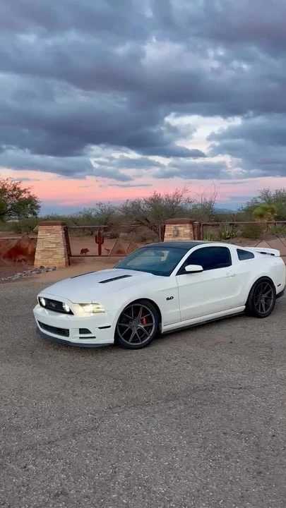 2013 Ford S197 Mustang GT - Image 6 of 6
