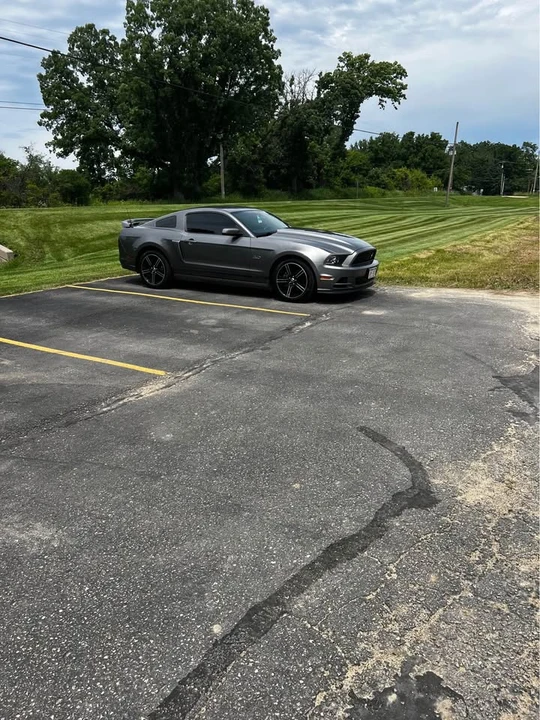 2013 Ford S197 Mustang GT - Image 2 of 10