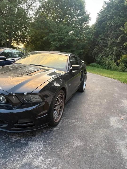2013 Ford S197 Mustang GT - Image 6 of 8