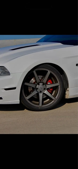 2013 Ford S197 Mustang GT - Image 2 of 8