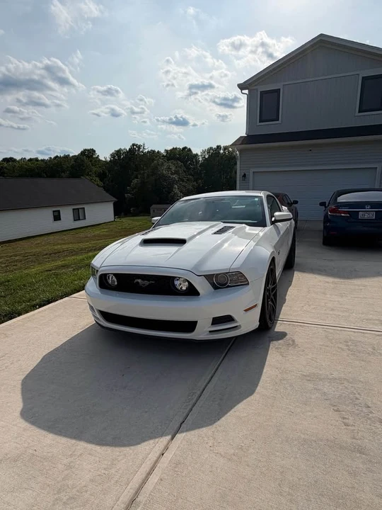 2013 Ford S197 Mustang GT - Image 4 of 11