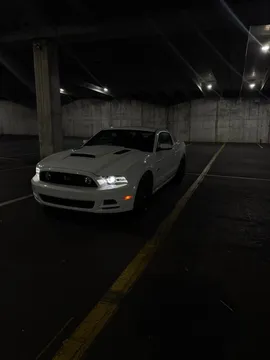 2013 Ford Mustang GT Premium