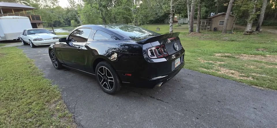 2013 Ford S197 Mustang - Image 2 of 7