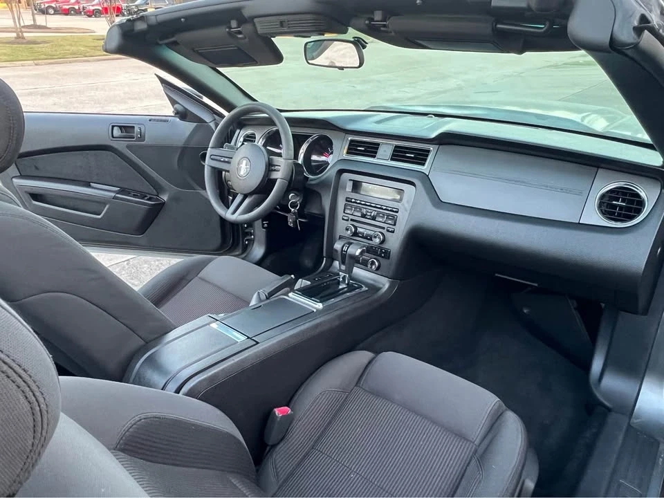 2013 Ford S197 Mustang - Image 13 of 14
