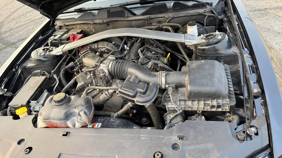 2013 Ford S197 Mustang - Image 10 of 12