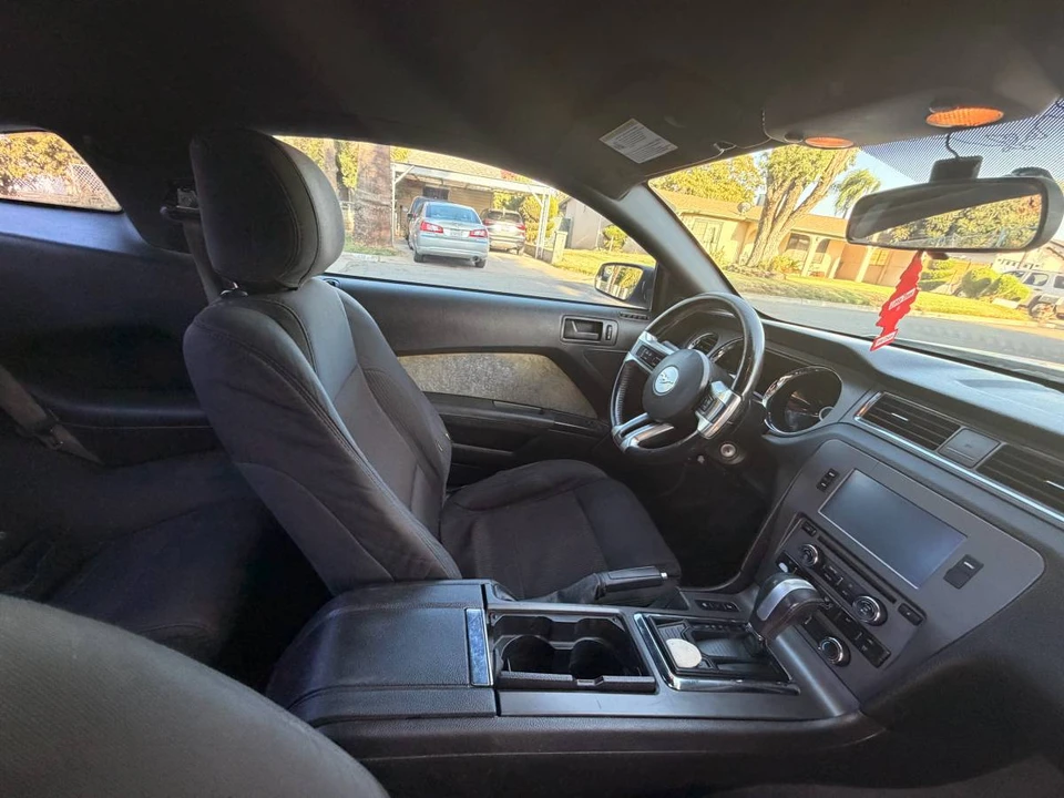 2013 Ford S197 Mustang - Image 6 of 6