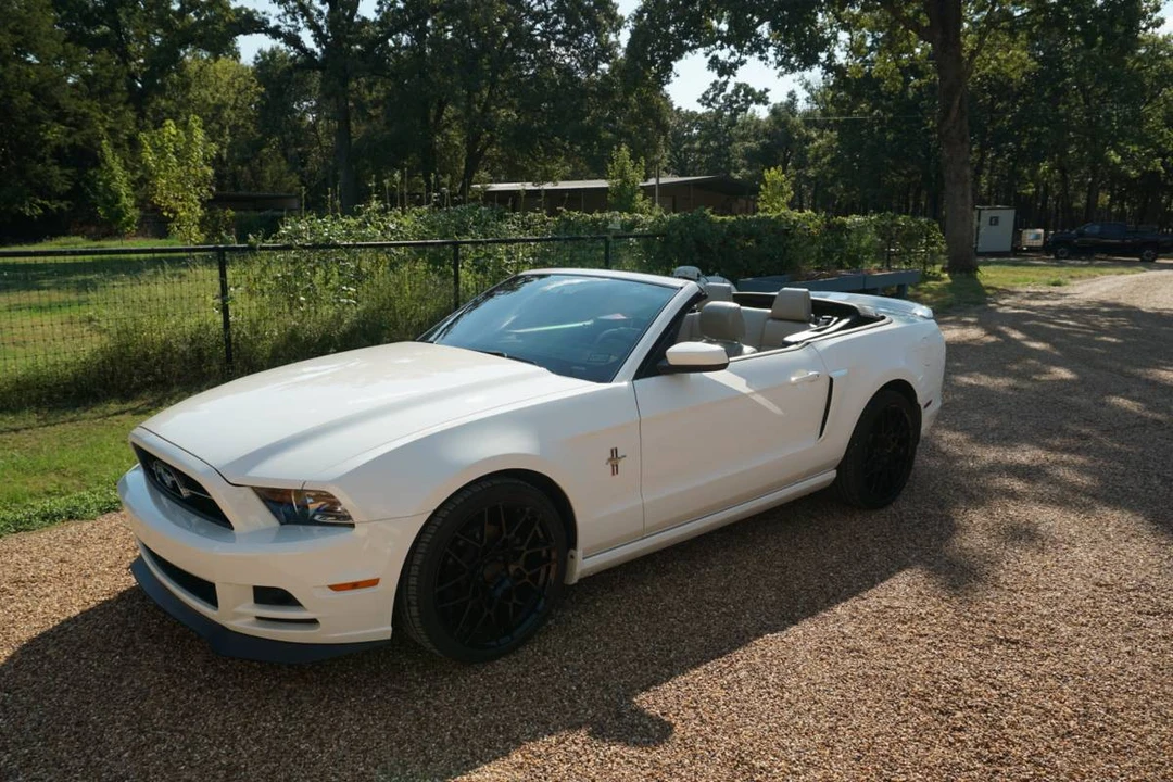 2013 Ford S197 Mustang - Image 24 of 24