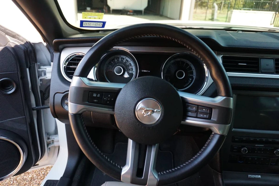 2013 Ford S197 Mustang - Image 18 of 24