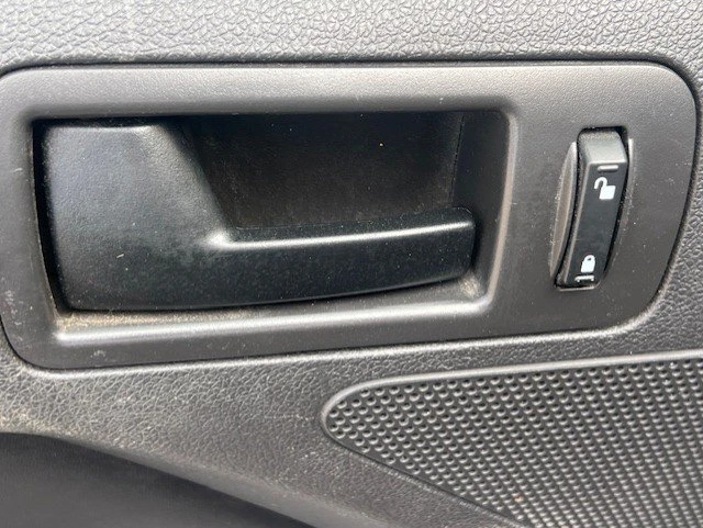 2013 Ford S197 Mustang - Image 6 of 20