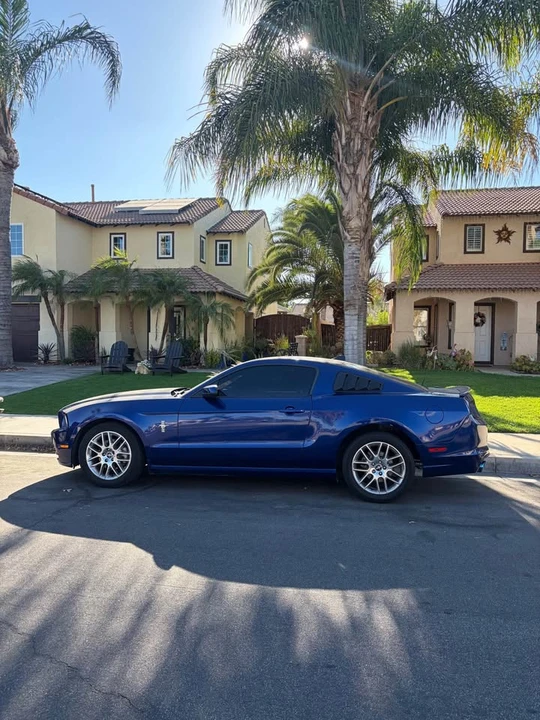 2013 Ford S197 Mustang - Image 4 of 7