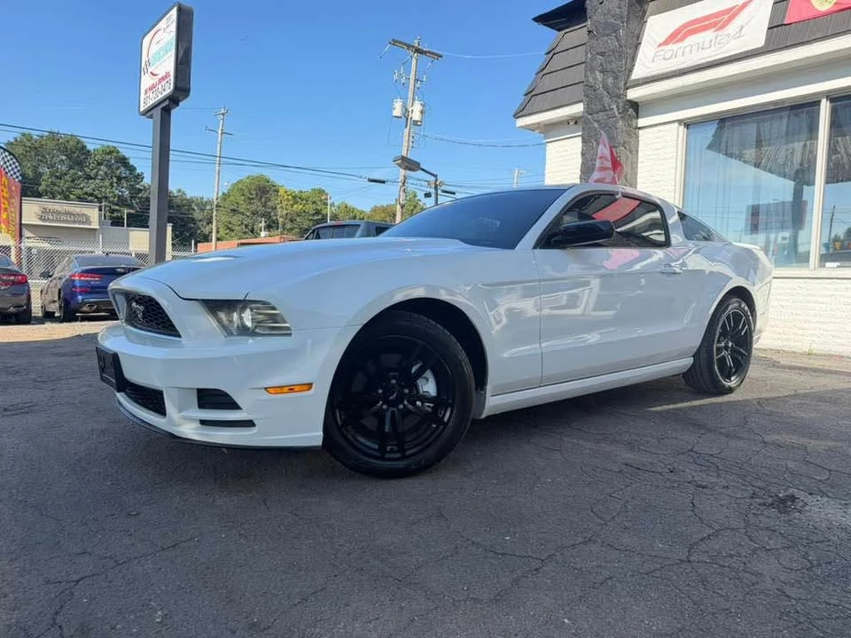 2013 Ford S197 Mustang - Image 2 of 20