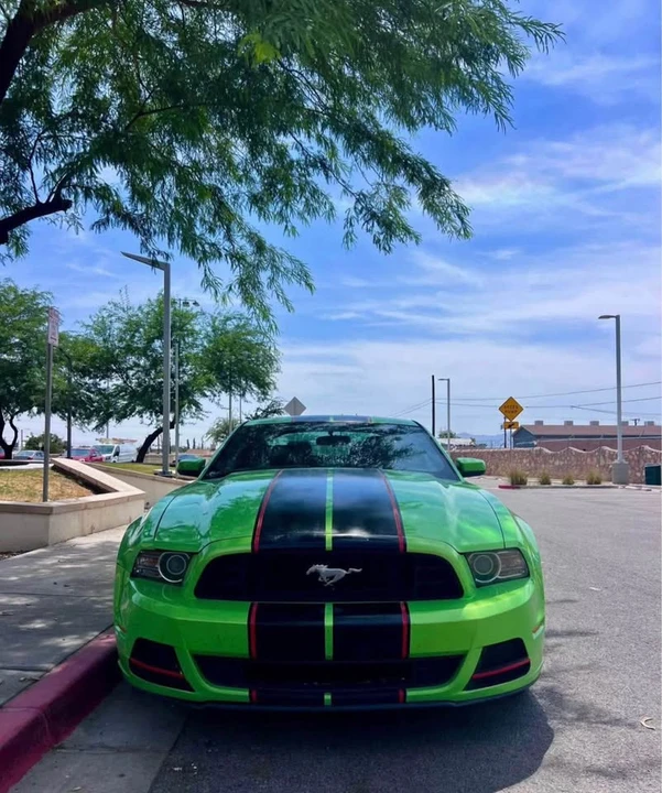 2013 Ford S197 Mustang - Image 2 of 9