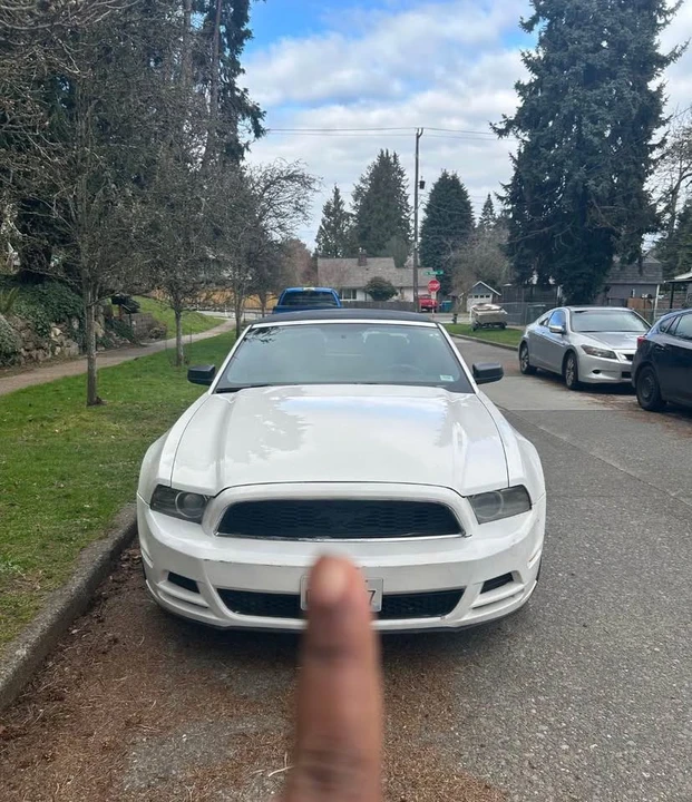 2013 Ford S197 Mustang - Image 2 of 5