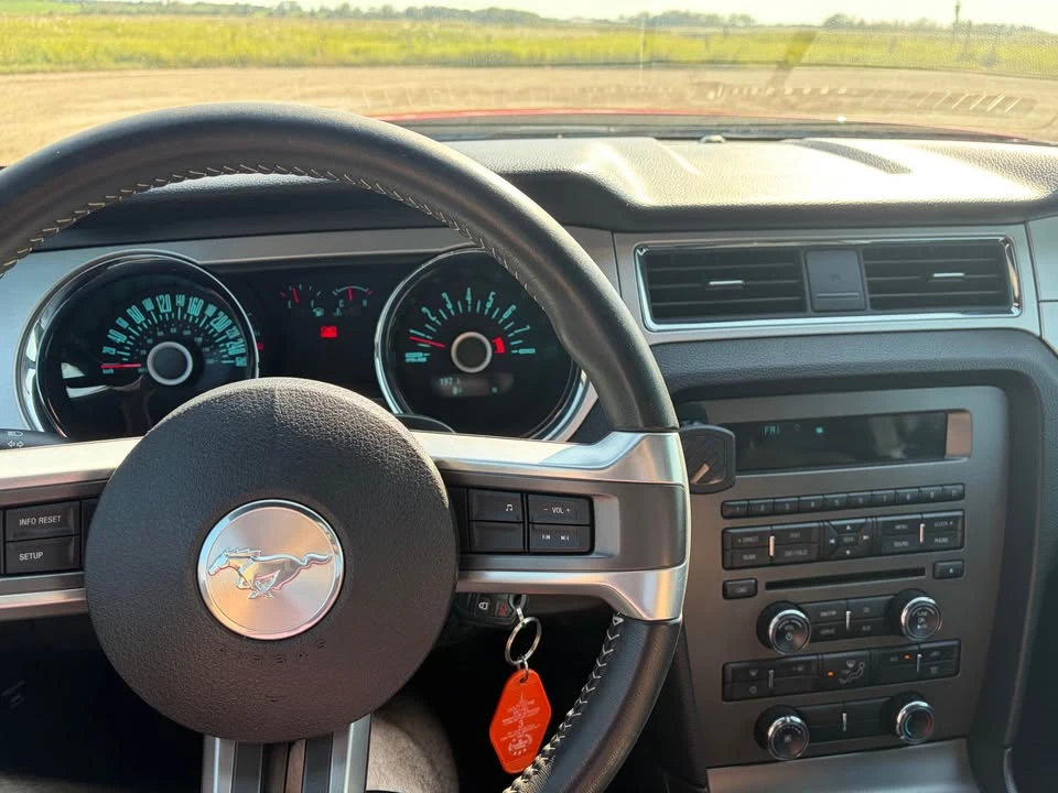 2013 Ford S197 Mustang - Image 7 of 10