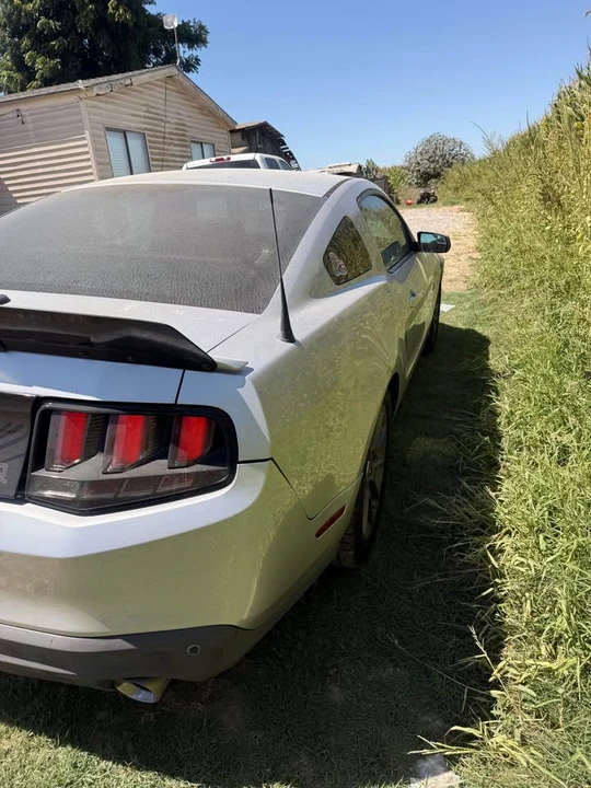 2013 Ford S197 Mustang - Image 6 of 7