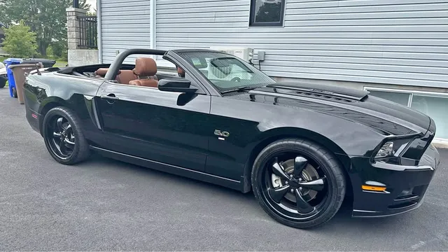 2013 Ford Mustang GT Convertible