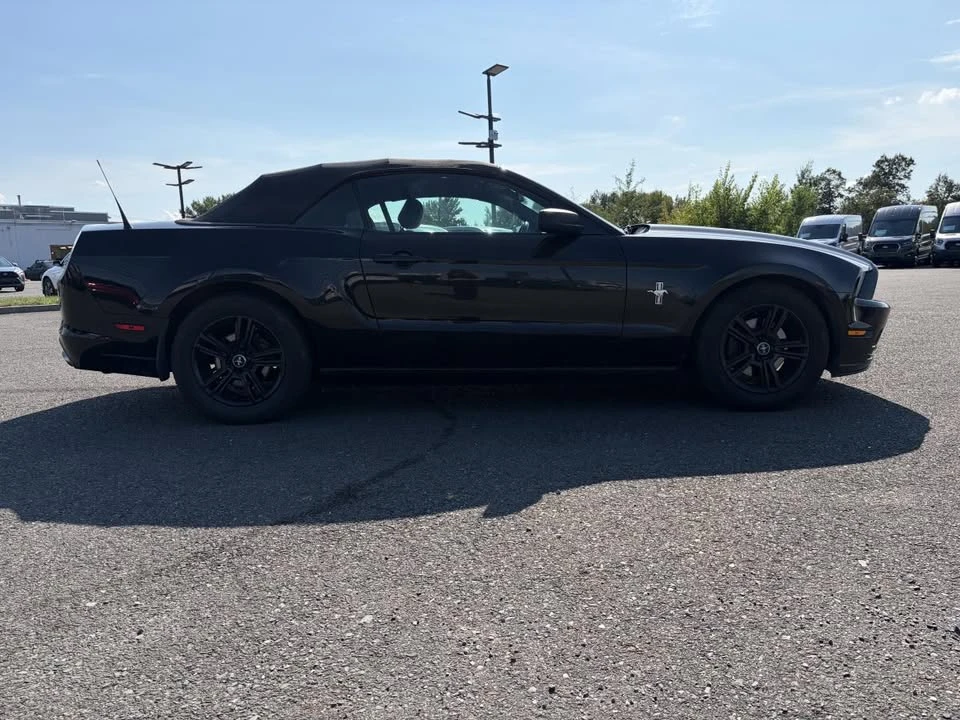 2013 Ford S197 Mustang - Image 4 of 5