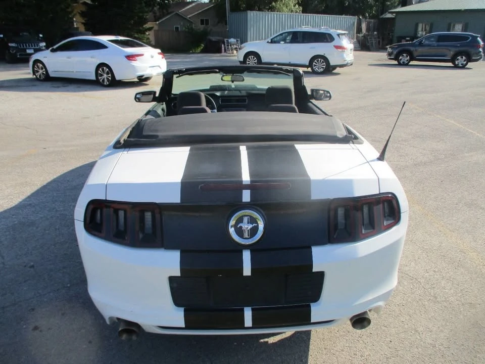 2013 Ford S197 Mustang - Image 8 of 10