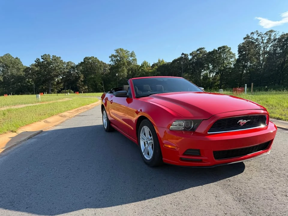 2013 Ford S197 Mustang - Image 5 of 9