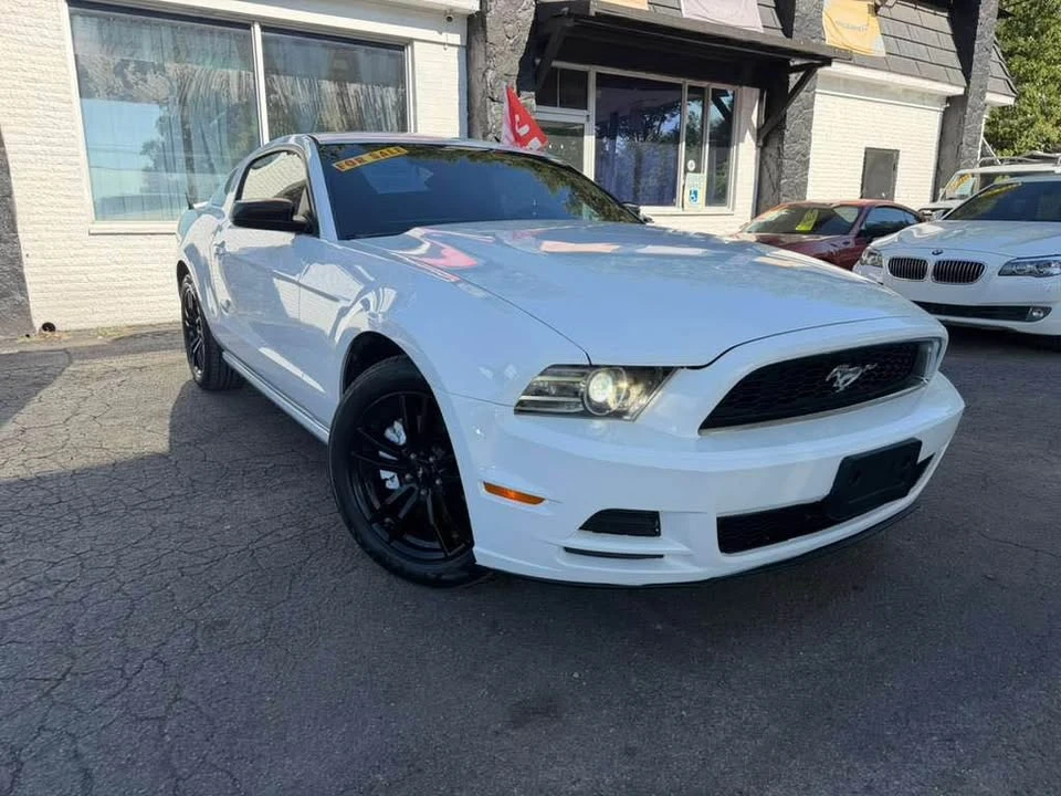 2013 Ford S197 Mustang - Image 8 of 20