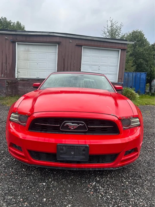 2013 Ford S197 Mustang - Image 2 of 17