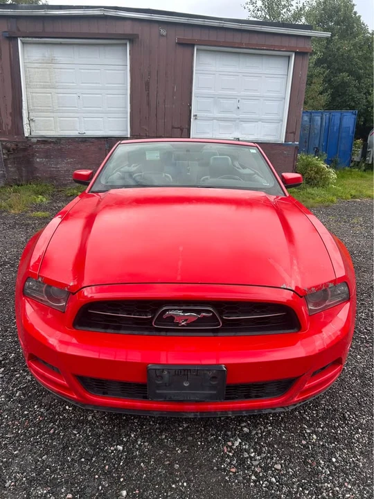 2013 Ford S197 Mustang - Image 6 of 17