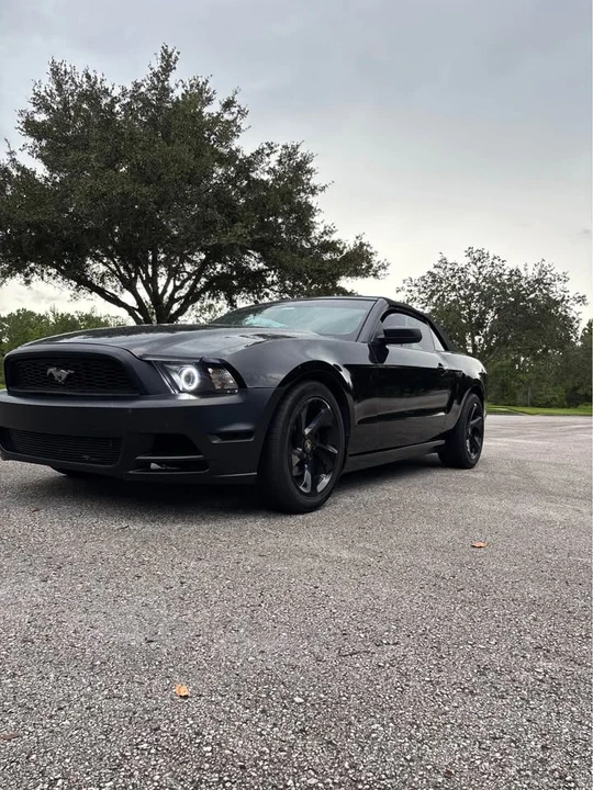 2013 Ford S197 Mustang - Image 2 of 19