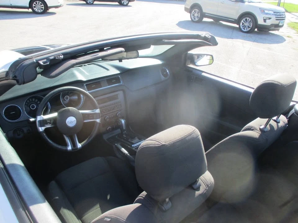 2013 Ford S197 Mustang - Image 9 of 10