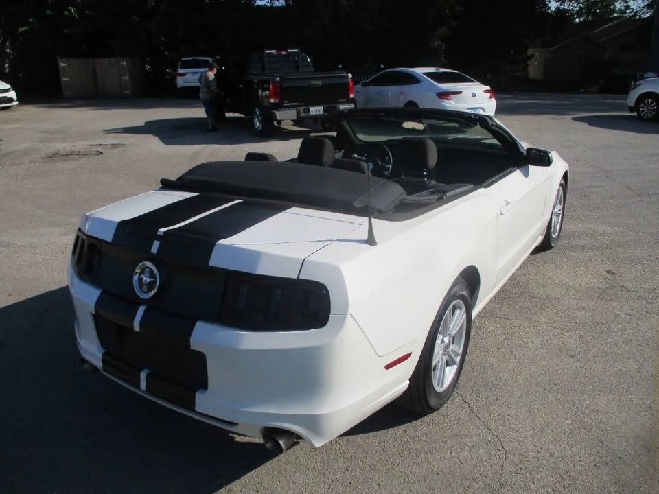 2013 Ford S197 Mustang - Image 3 of 10