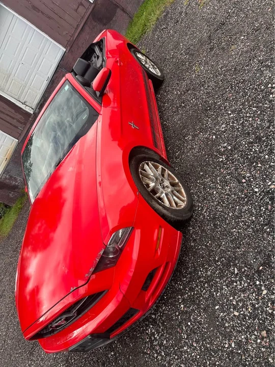 2013 Ford S197 Mustang - Image 2 of 17
