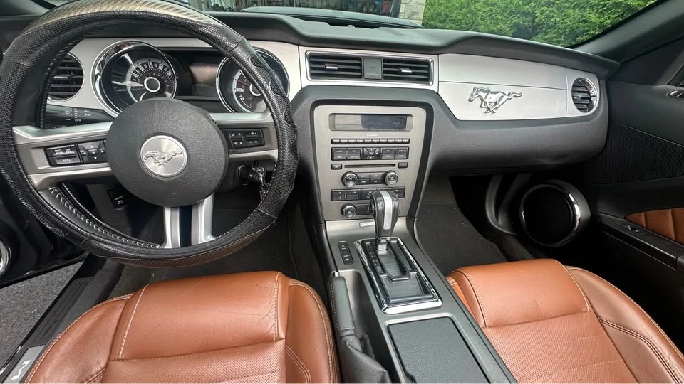 2013 Ford S197 Mustang - Image 9 of 10