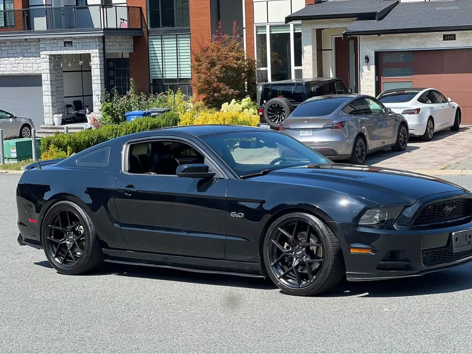 2013 Ford S197 Mustang - Image 5 of 10