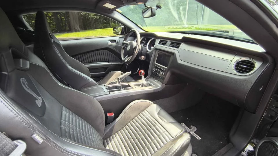 2013 Ford S197 Mustang - Image 6 of 12