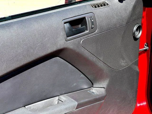 2013 Ford S197 Mustang - Image 8 of 18
