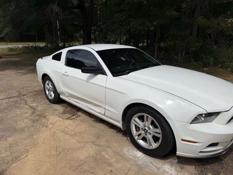 2013 Ford S197 Mustang - Image 3 of 7