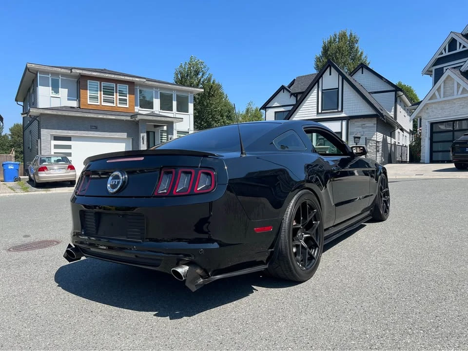 2013 Ford S197 Mustang - Image 2 of 10