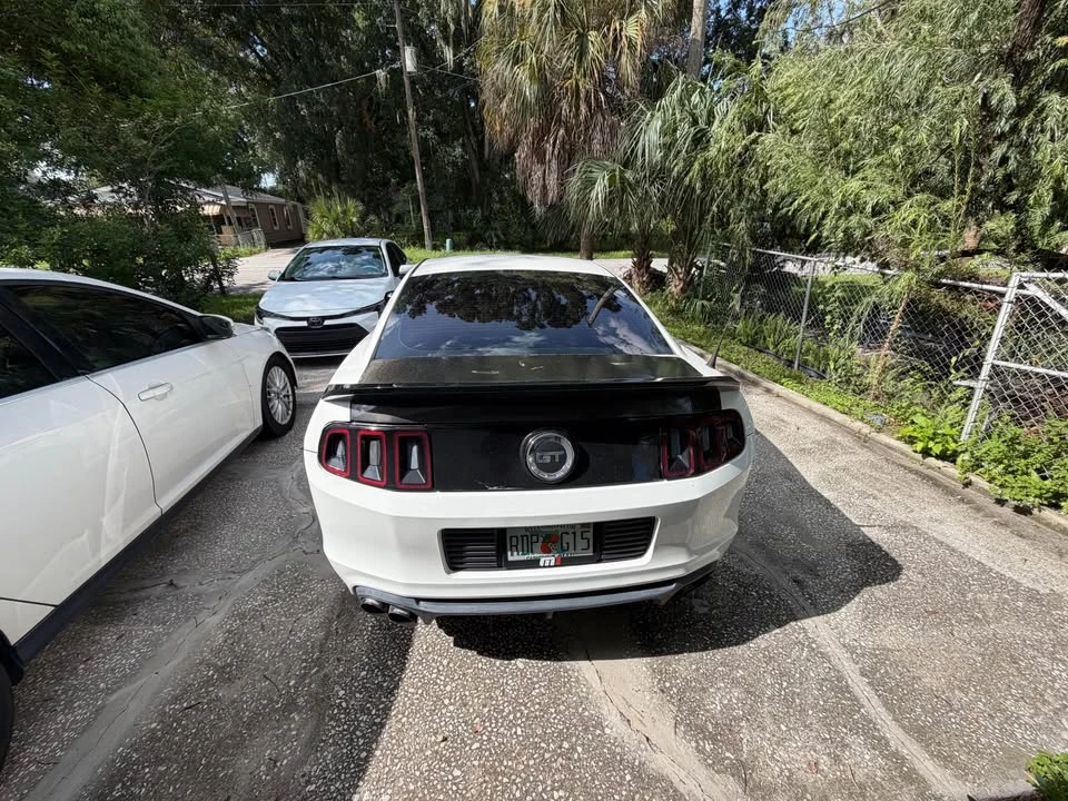 2013 Ford S197 Mustang - Image 7 of 8
