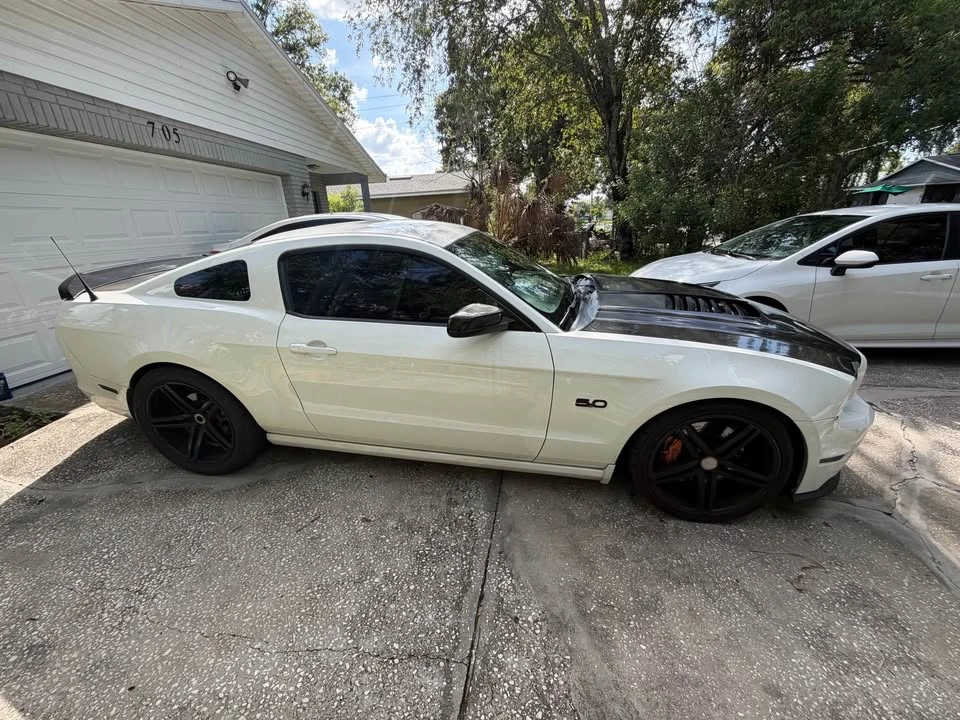 2013 Ford S197 Mustang - Image 6 of 8