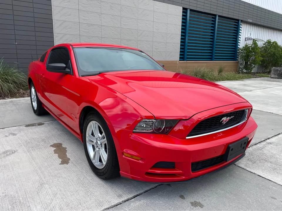 2013 Ford S197 Mustang - Image 2 of 10