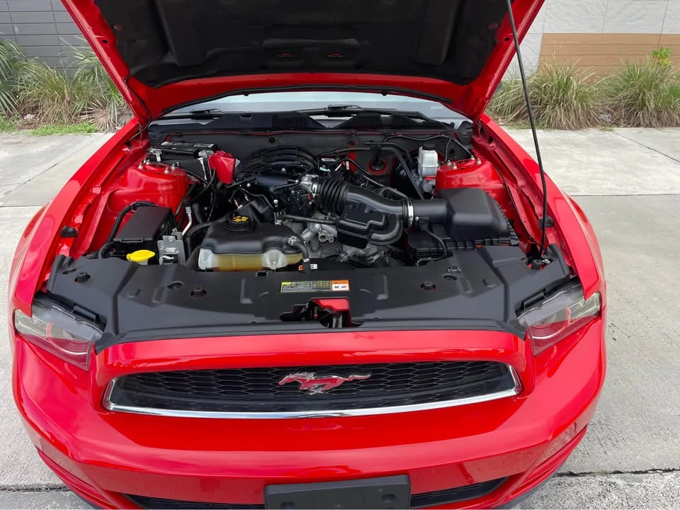 2013 Ford S197 Mustang - Image 5 of 10
