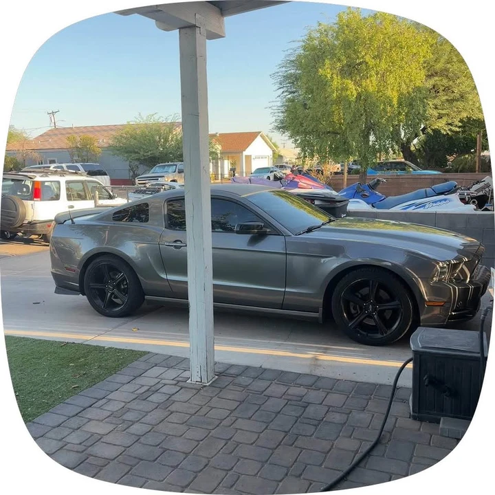 2013 Ford S197 Mustang - Image 2 of 2
