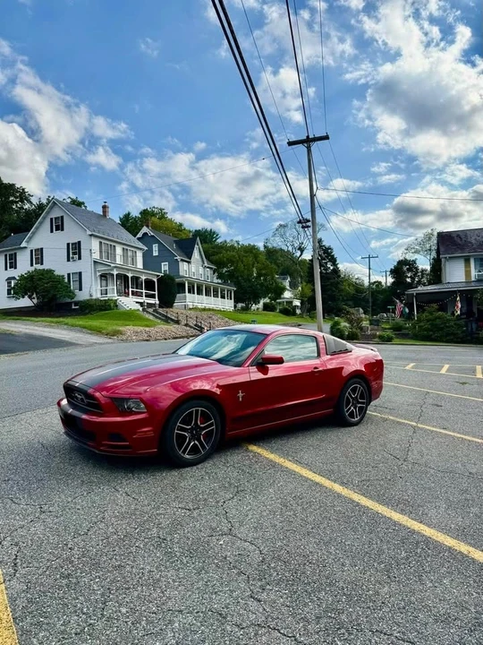 2013 Ford S197 Mustang - Image 2 of 18