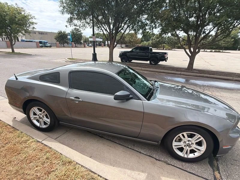 2013 Ford S197 Mustang - Image 4 of 10