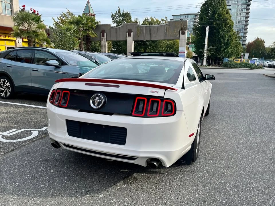 2013 Ford S197 Mustang - Image 4 of 19