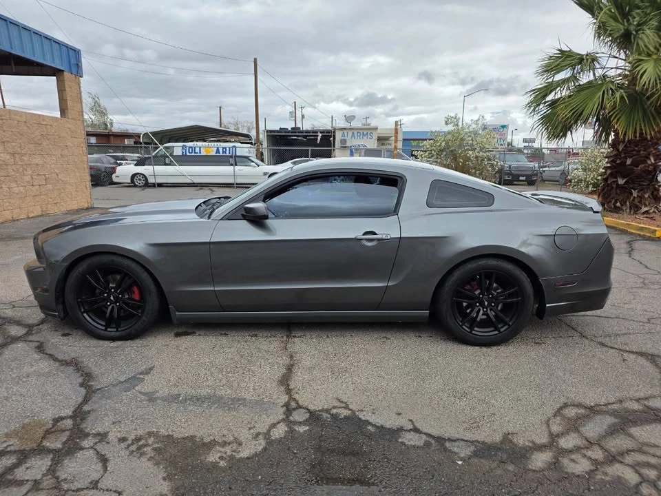 2013 Ford S197 Mustang - Image 4 of 9