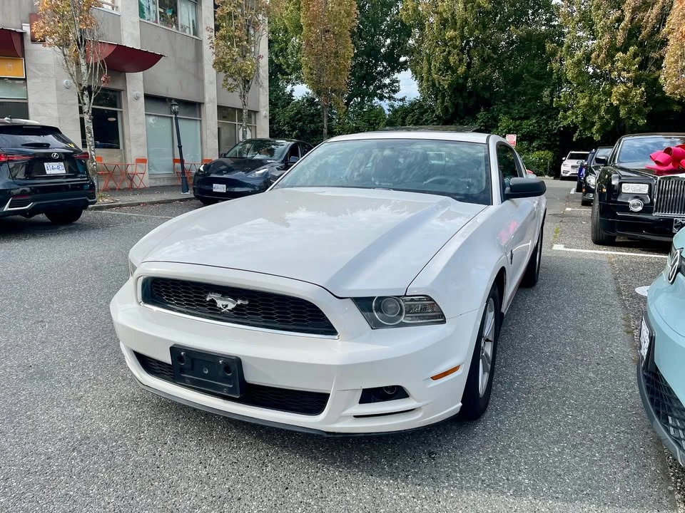 2013 Ford S197 Mustang - Image 3 of 19