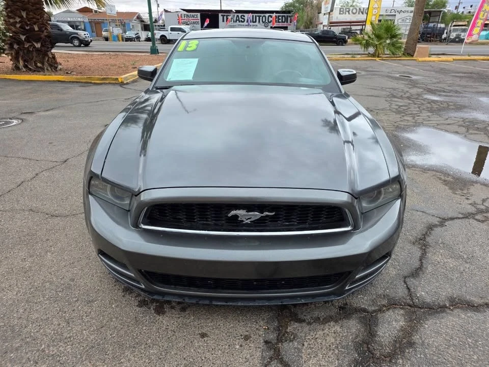 2013 Ford S197 Mustang - Image 2 of 9