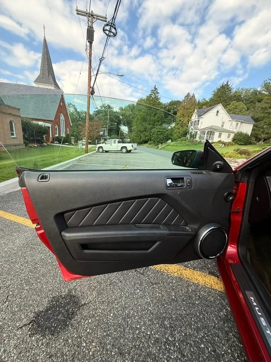 2013 Ford S197 Mustang - Image 14 of 18