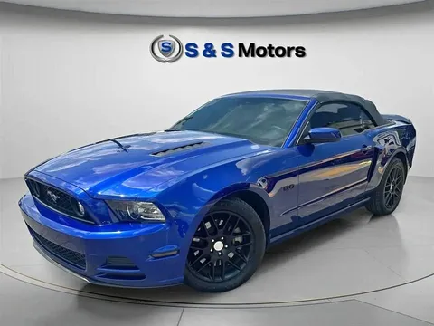 2013 Ford Mustang Convertible