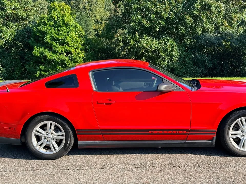2013 Ford S197 Mustang - Image 4 of 8